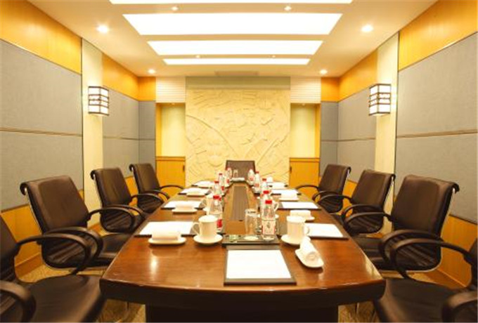 青島會議公司對會議場內(nèi)燈光的要求 青島會議公司對會議場內(nèi)燈光的要求