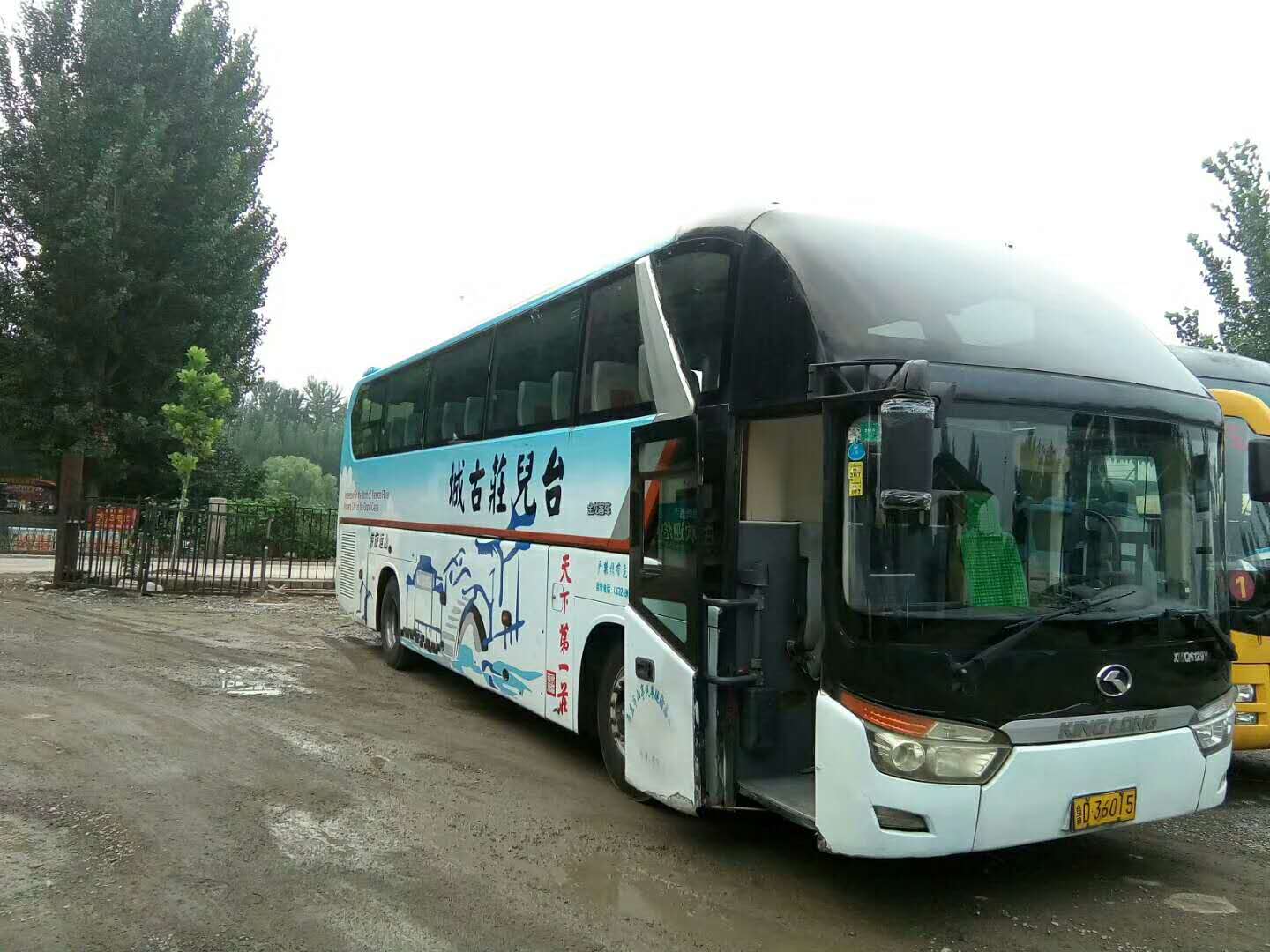 青島商務拓展租大巴車